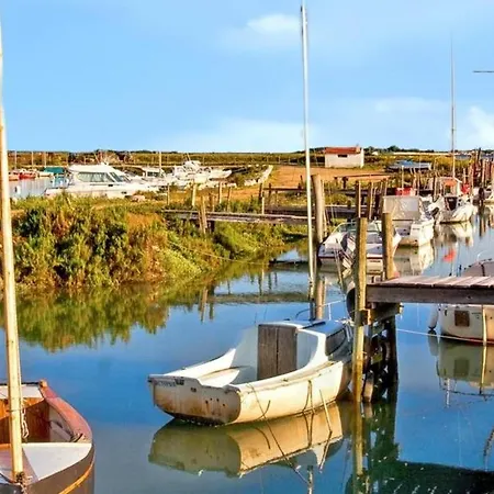 Maison De 2 A Sur A 500 M De La Avec Jardin Clos Et Wifi Hébergement de vacances La Couarde-sur-Mer